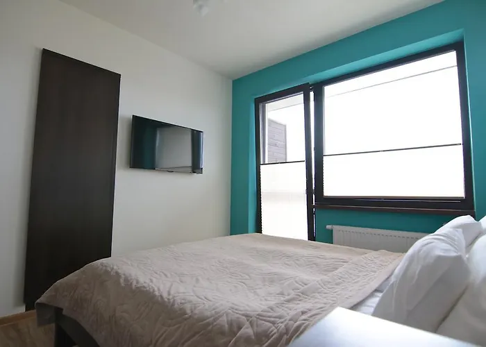 Sara ホームステイ カルビア